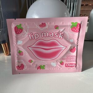 3/$15 Olauty Strawberry Lip Mask Moisturizing, Smooth Lip Lines, Soften Cutin